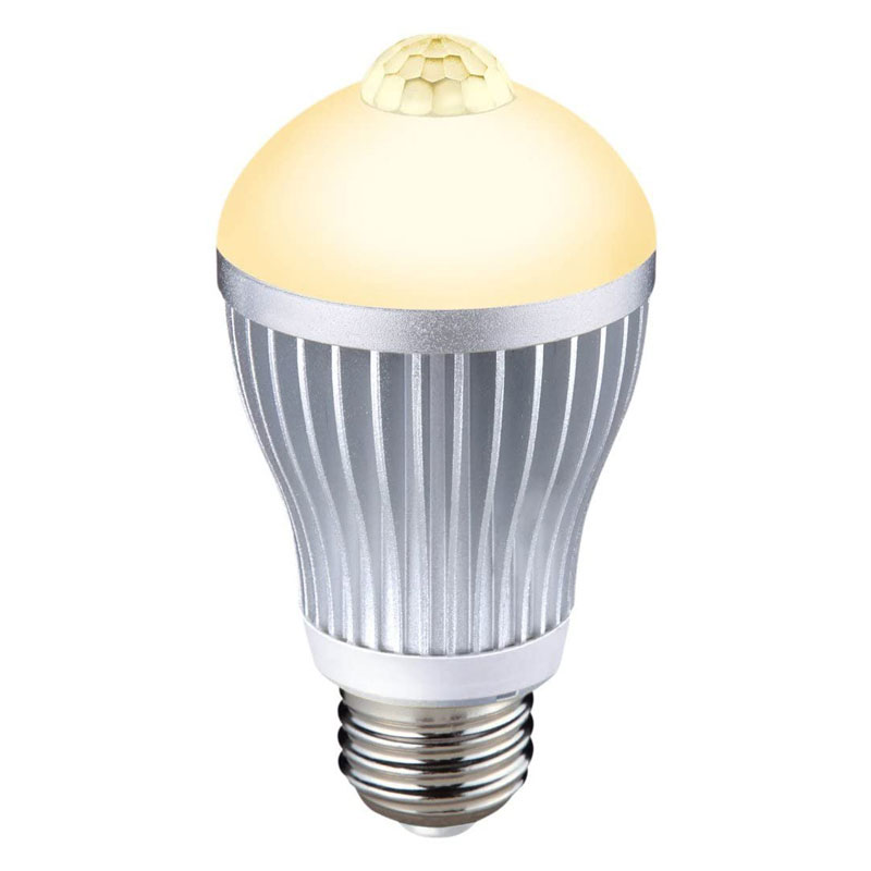 【商品紹介】人センサー付LED電球40型 S-LED40 電球色(L)